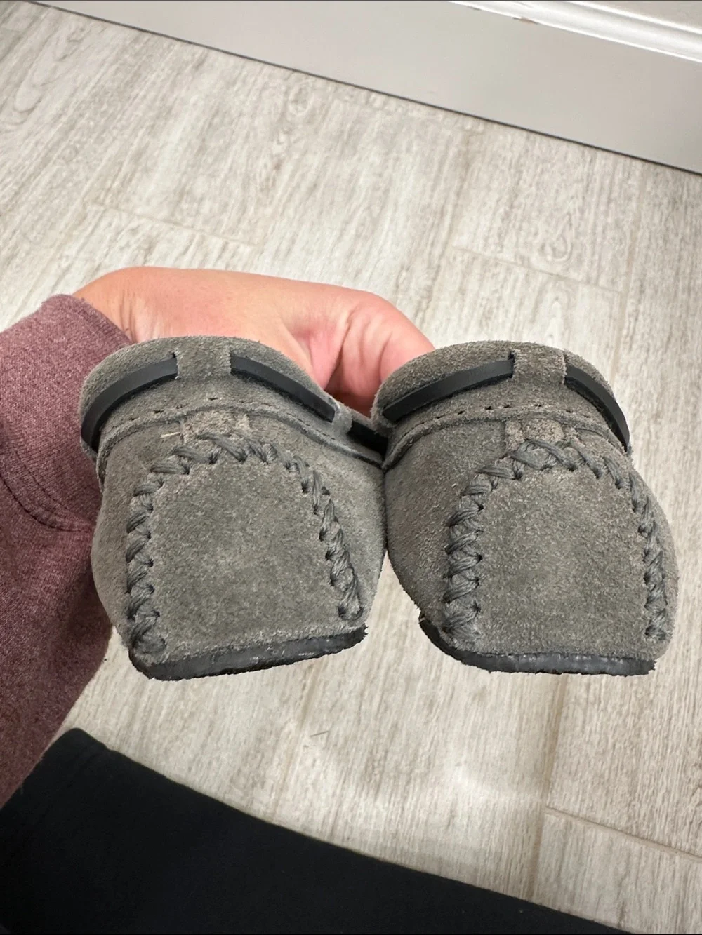 Minnetonka suede moccasin